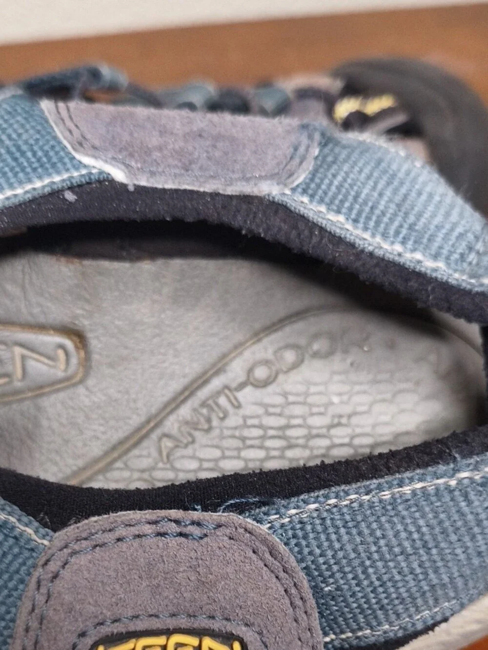 Keen Men's Size 11 Navy Blue and Gray Closed-Toe Sandals Anti Oder Waterproof AW